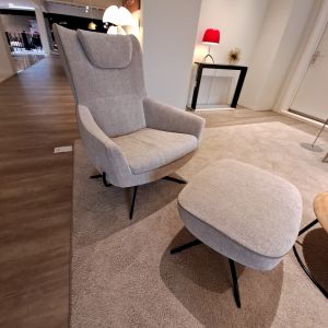 Jori Griffon fauteuil met poef beige 